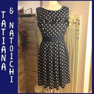 NWOT-SZ XL-TATIANA & NATOUCHI NAVY/WHITE DRESS